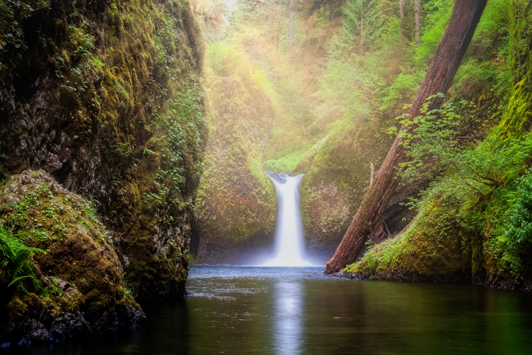 Jay Virnoche’s Waterfalls – Capturing the Flow of Nature